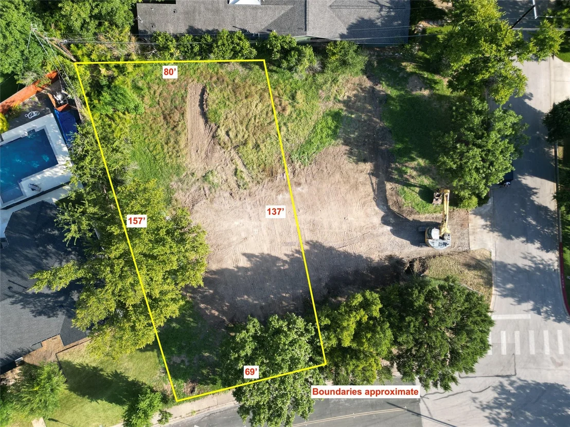 Photo of 4801 Fairview DR