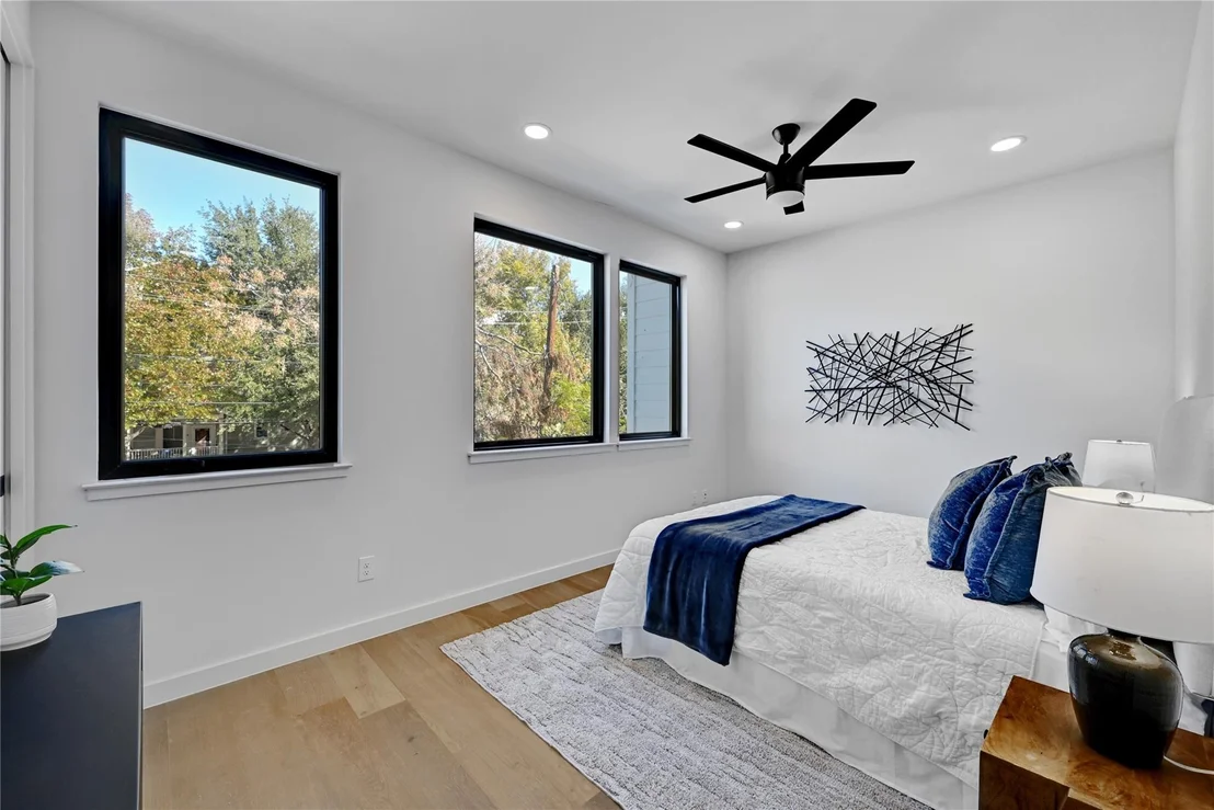 Photo of Unit 1 at 2717 Lyons RD