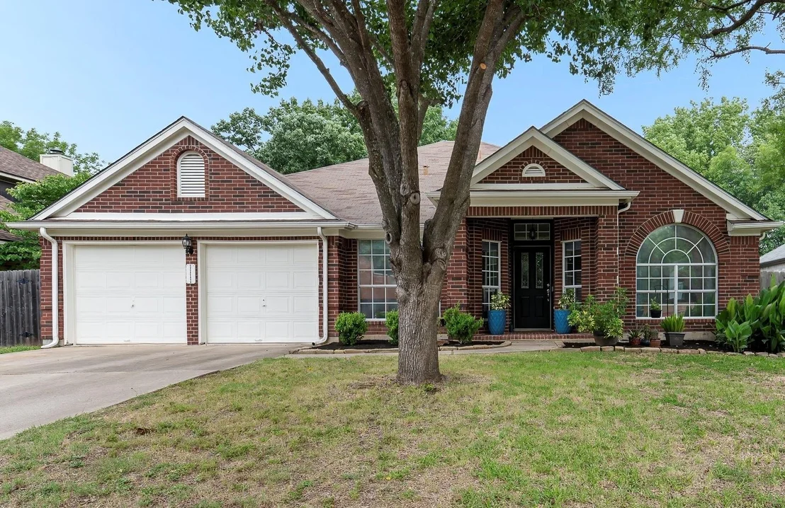 Photo of 1111 Pebble Brook RD