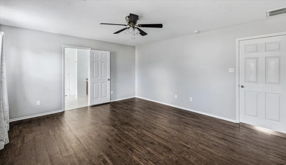 Photo of 211 Falcon LN