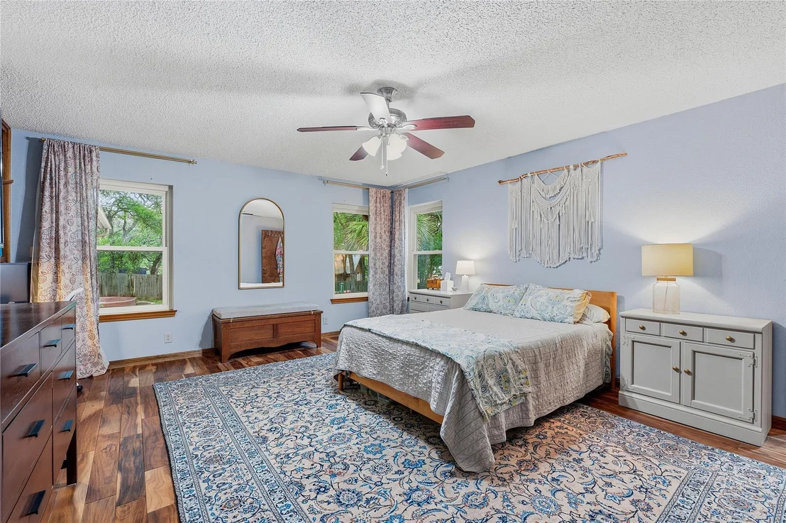 Photo of 203 Leisurewoods DR