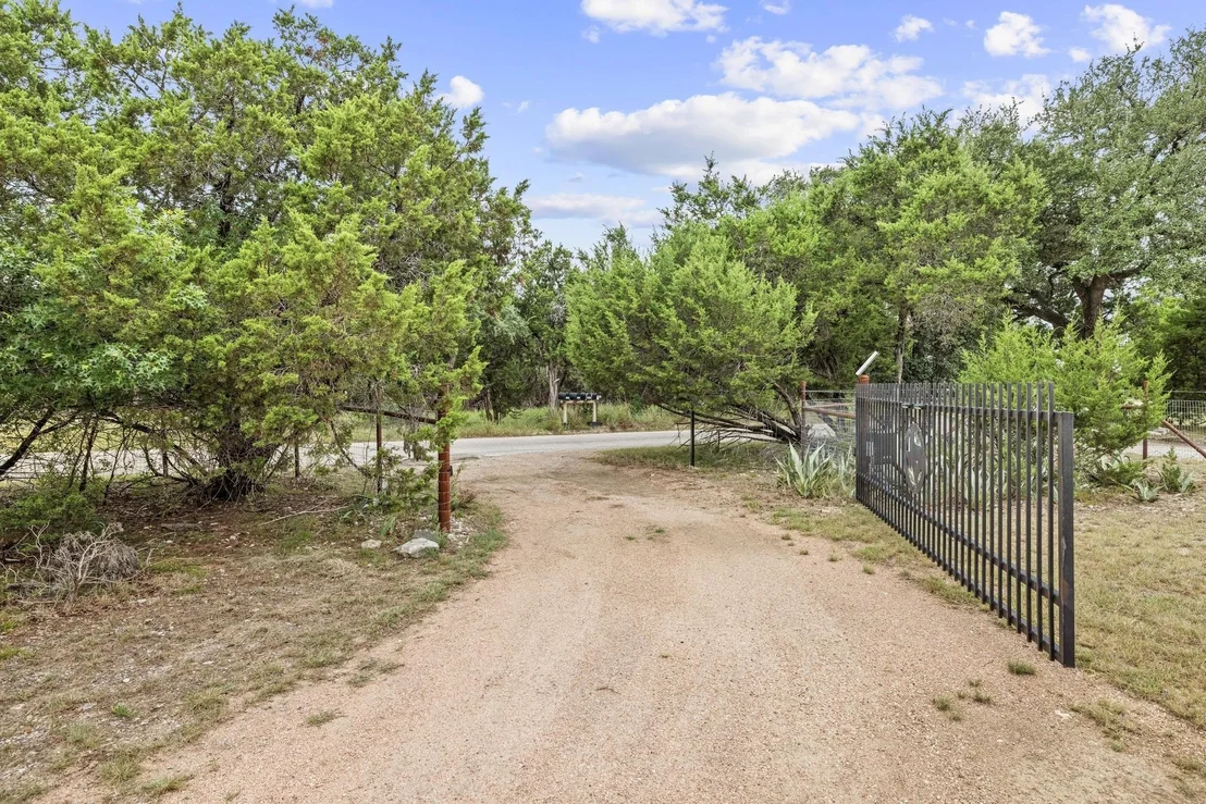 Photo of 745 County Road 270