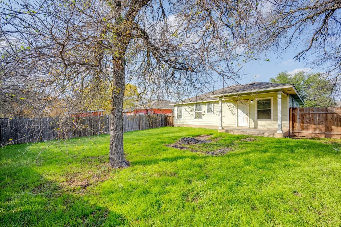 Photo of 3514 Banda LN