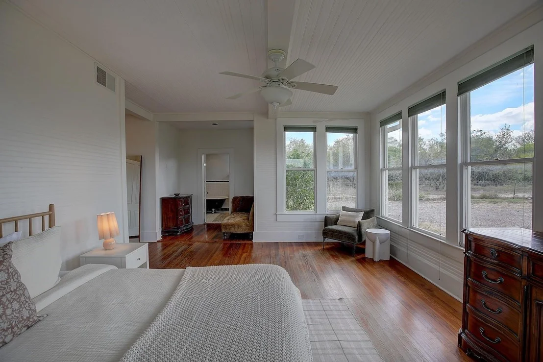 Photo of 11228 Parsons RD