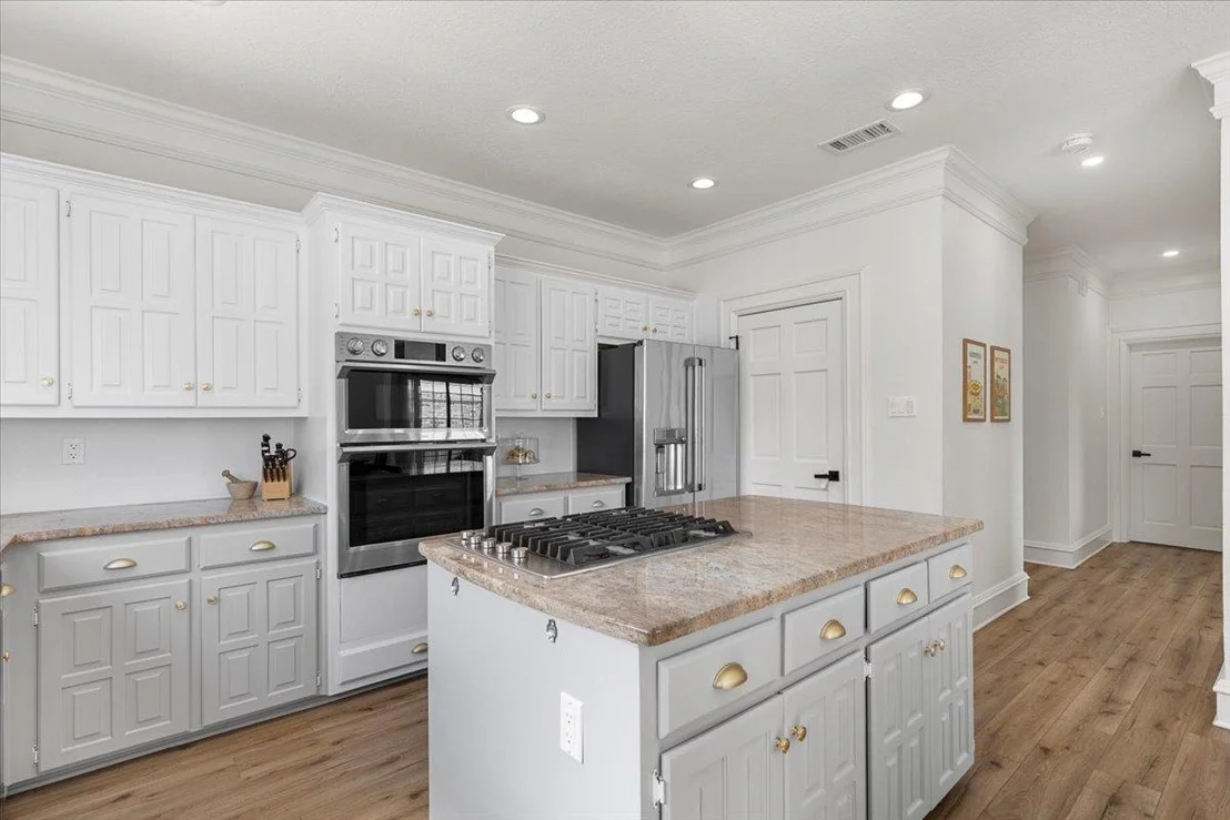 Photo of 10301 Pickfair DR