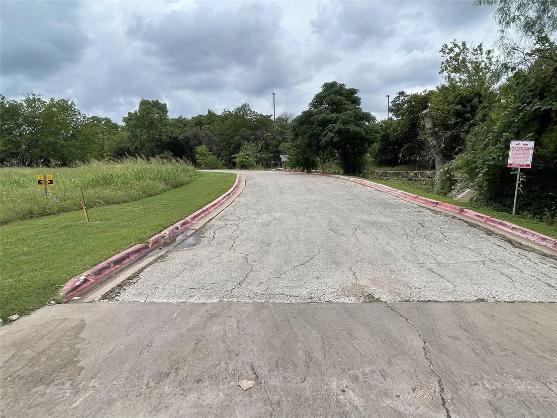 Photo of 904 Battle Bend BLVD