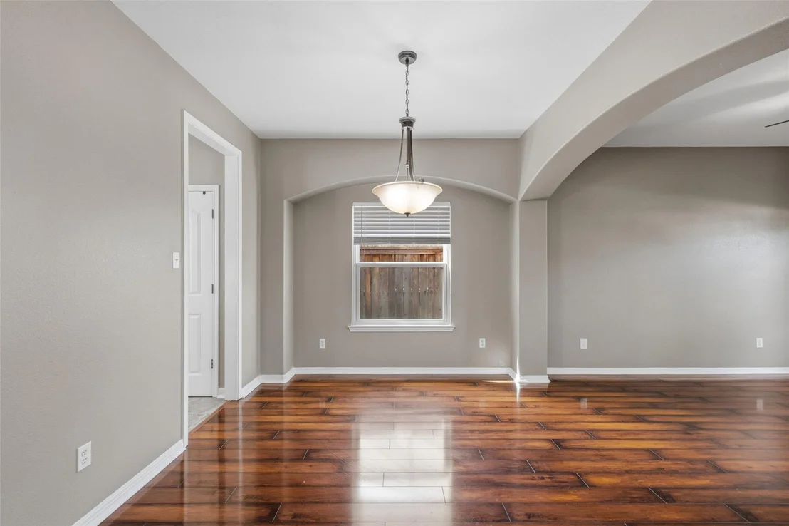 Photo of 1928 Barnett DR