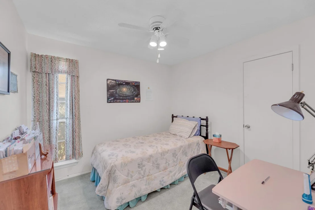 Photo of 3201 Foster LN