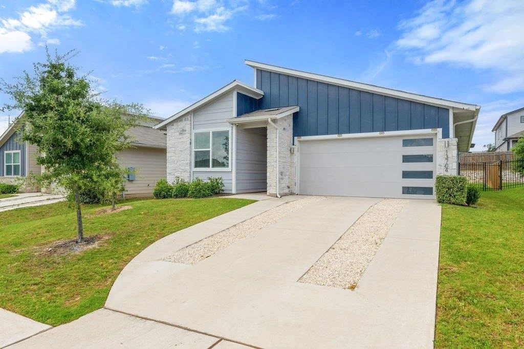 Photo of 13704 Bavarian Forest DR