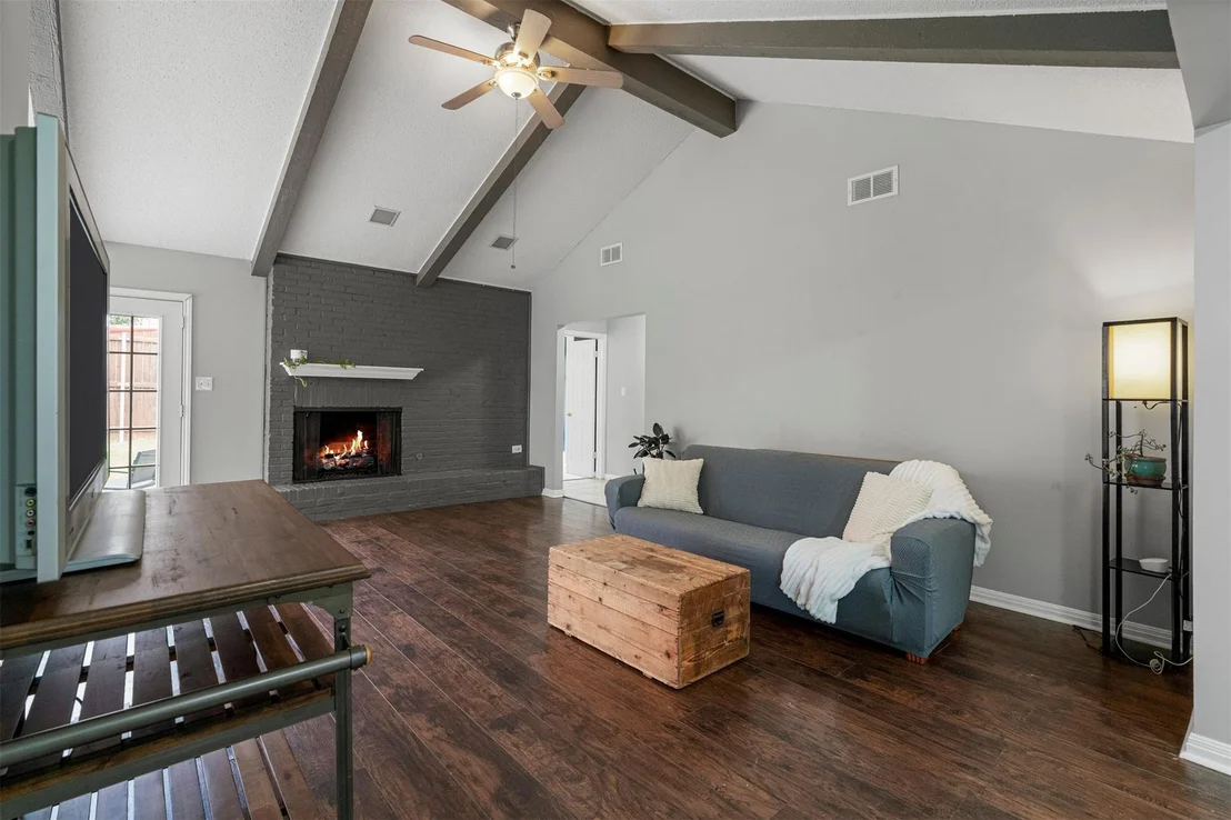 Photo of 7303 Geneva DR