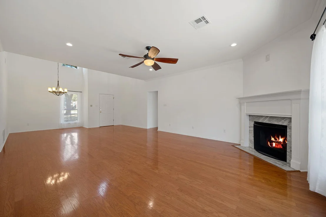 Photo of 11207 Crossland DR