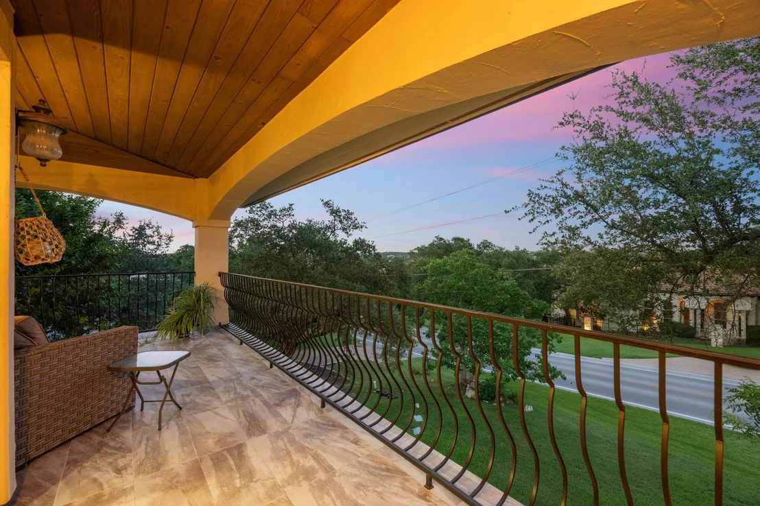 Photo of 407 HURST CREEK RD