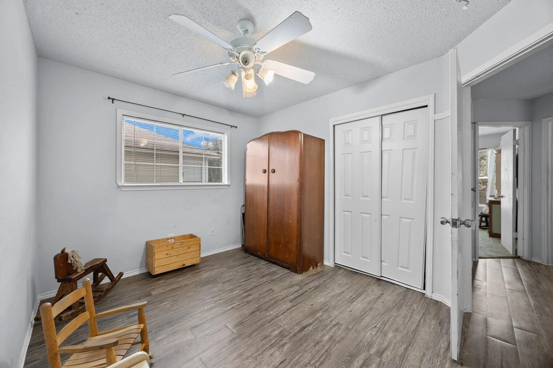 Photo of 1001 Canterbury TRL
