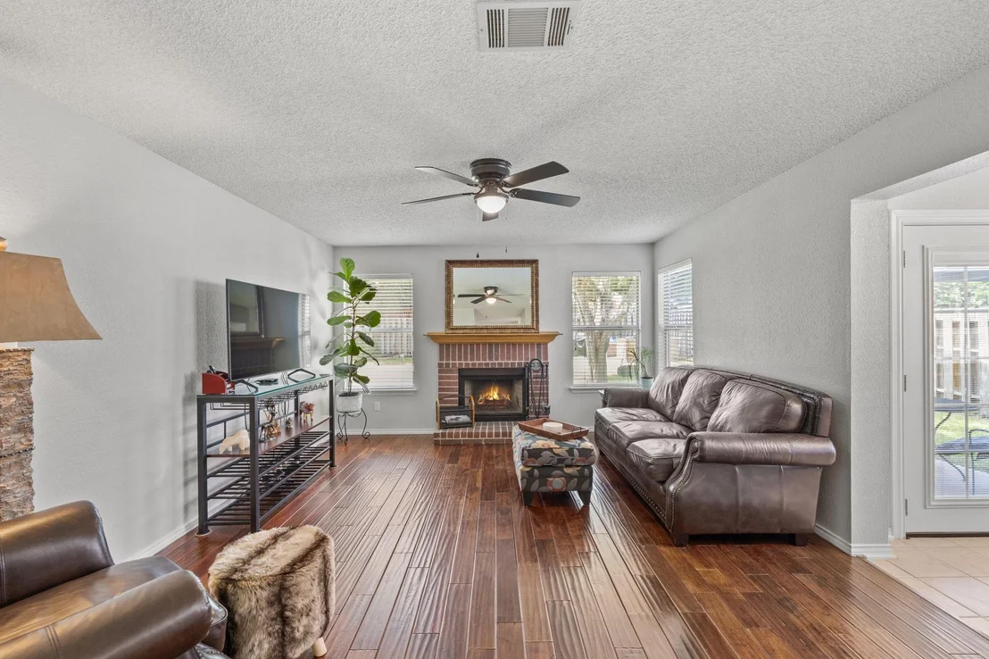 Photo of 1010 Cedar Crest DR