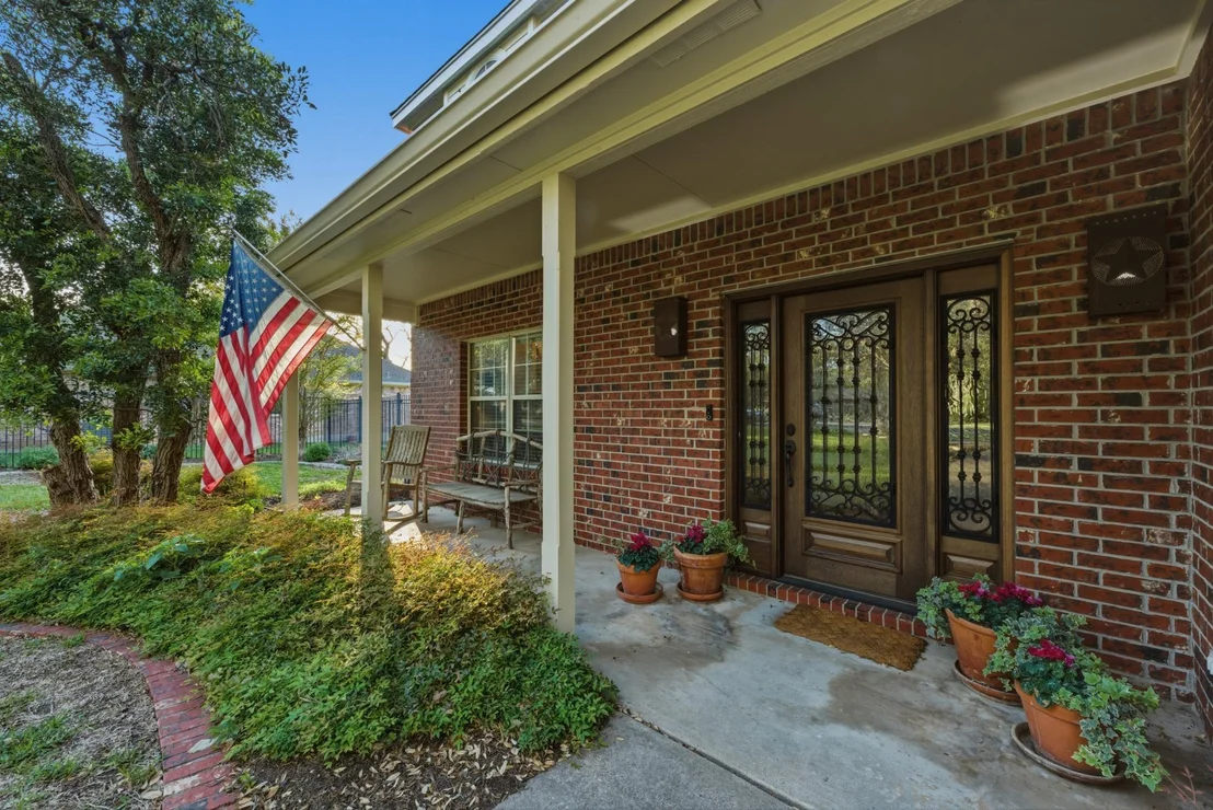 Photo of 604 Furlong DR