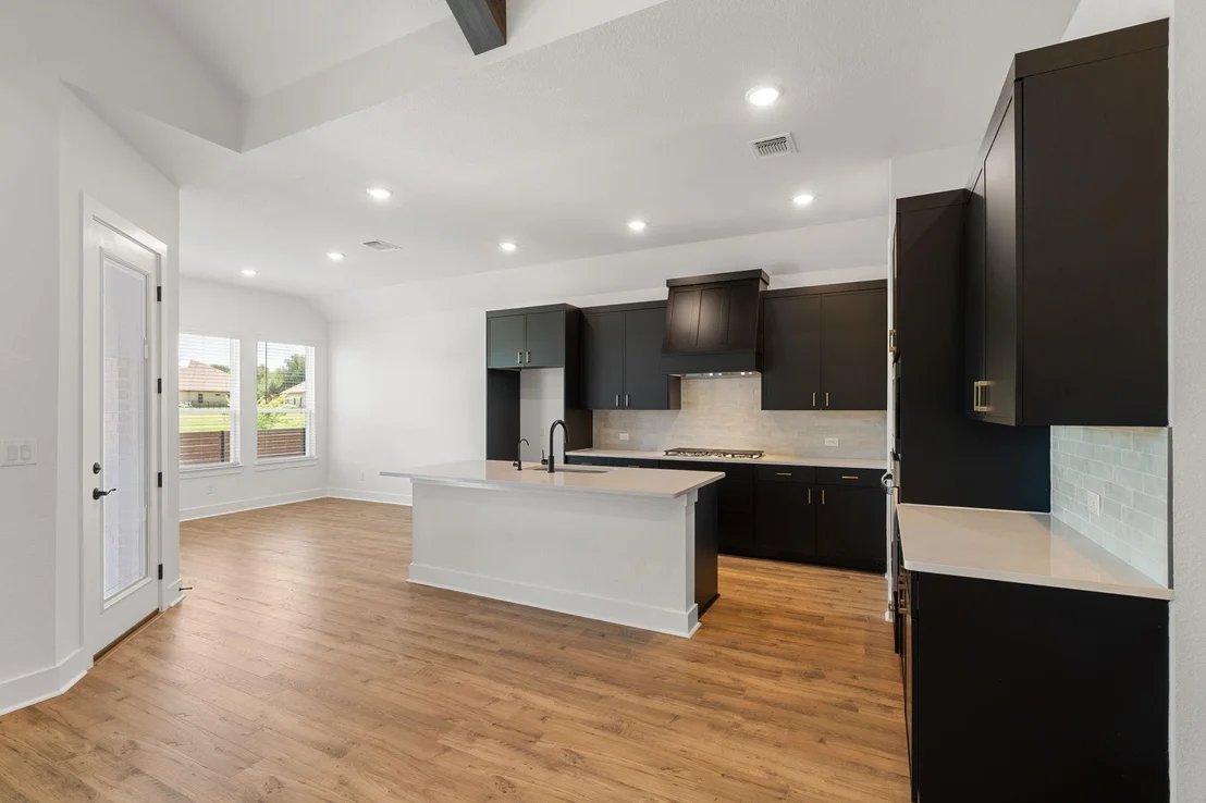 Photo of 1013 Painted Horse DR