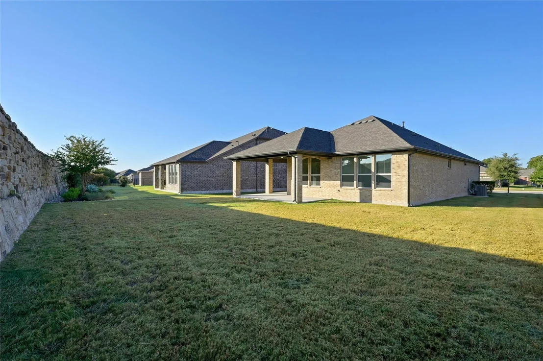 Photo of 5253 Lusso TRL