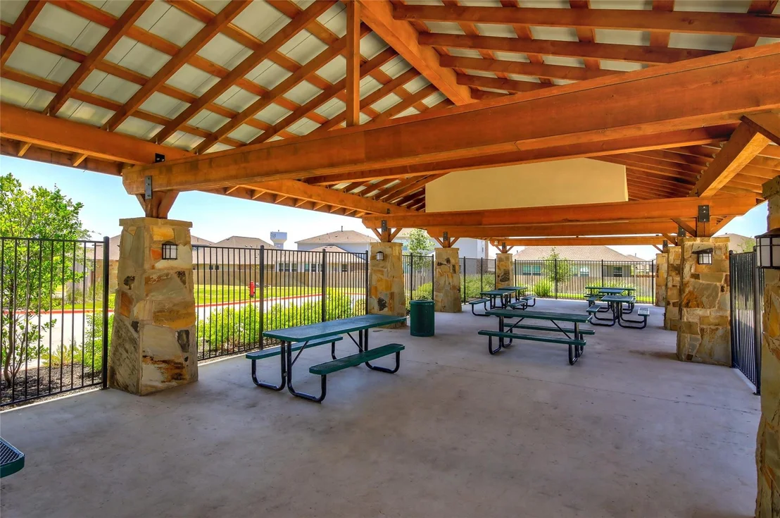Photo of 6044 Genova PL