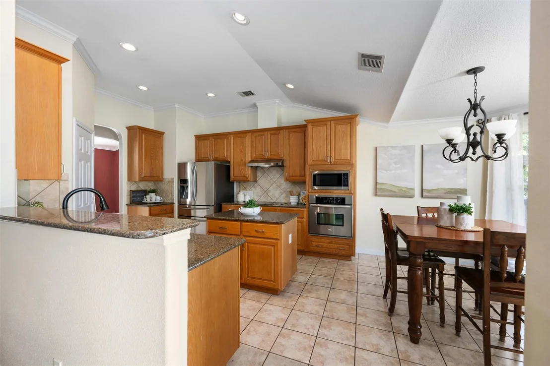 Photo of 212 Bronco BLVD