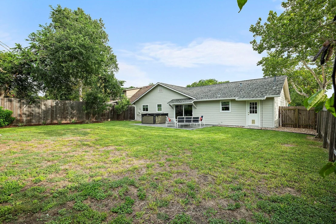 Photo of 1812 Pompton DR