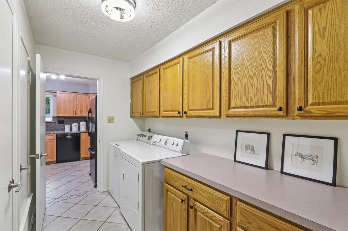 Photo of 7109 Dallas DR