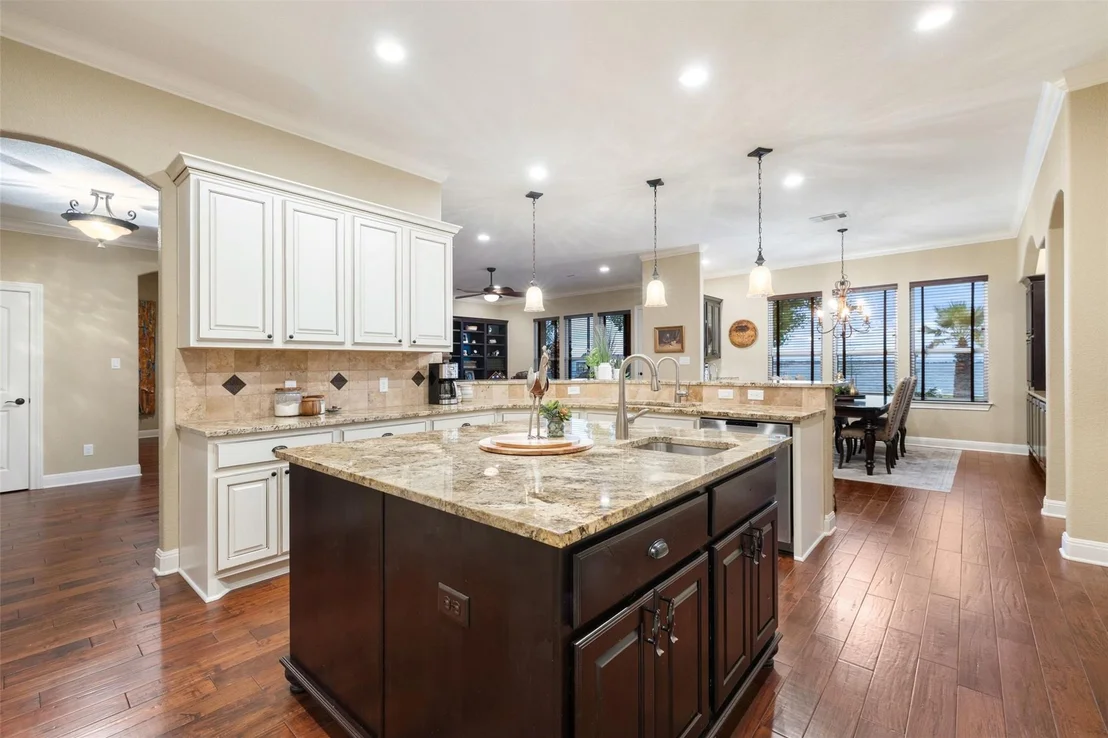 Photo of 348 Carlson CIR
