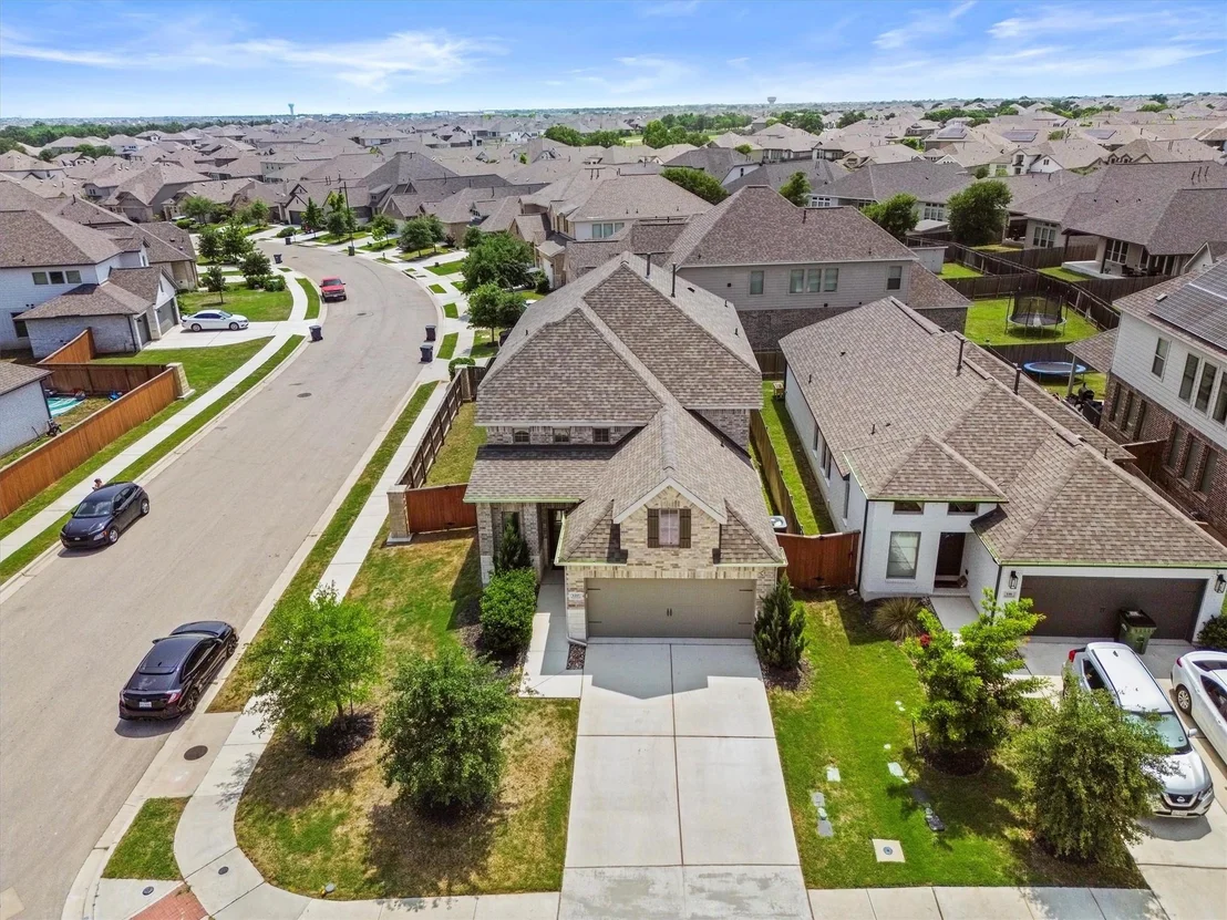 Photo of 120 Freeman Loop LOOP