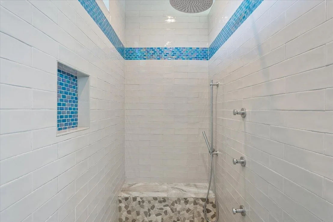 Photo of 1235 Ambrose DR