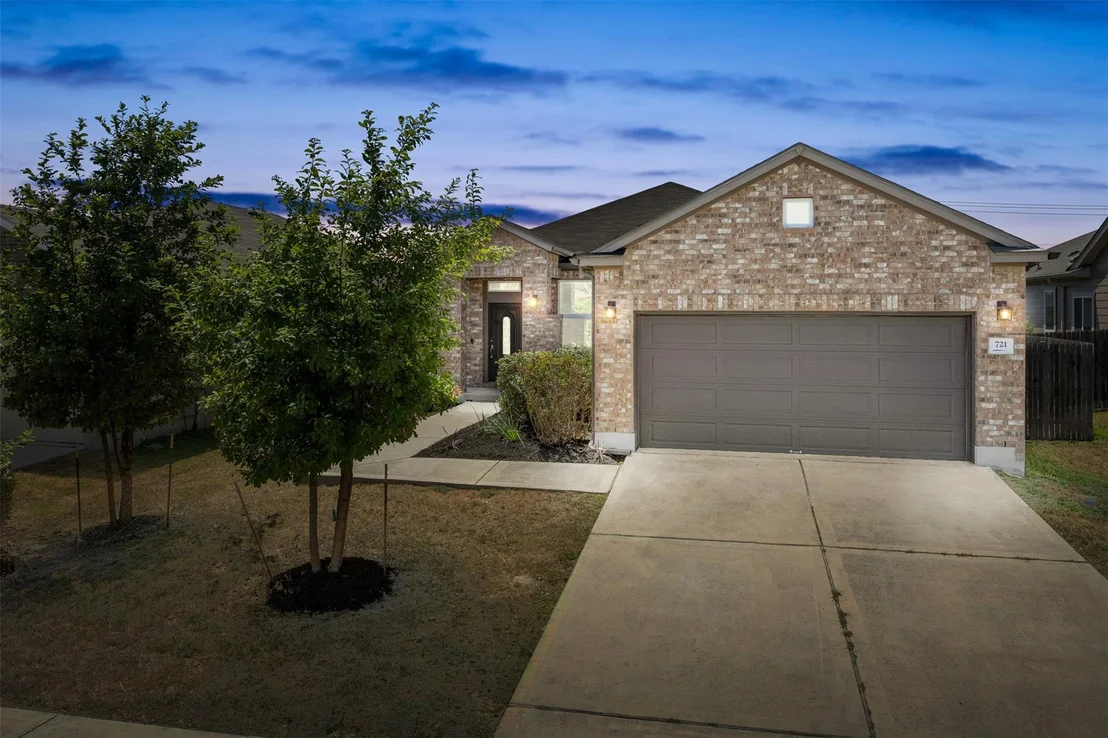 Photo of 721 Bridgestone WAY