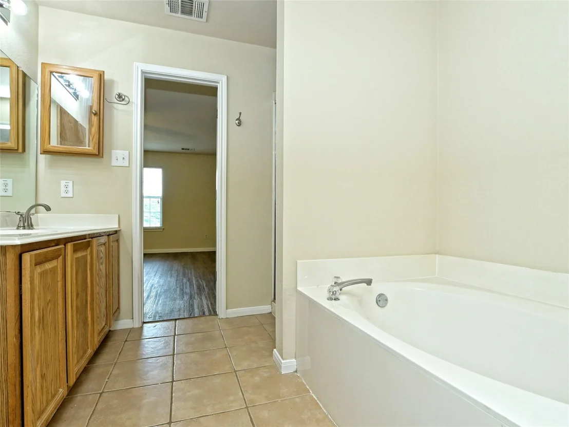 Photo of 110 Juniper CIR