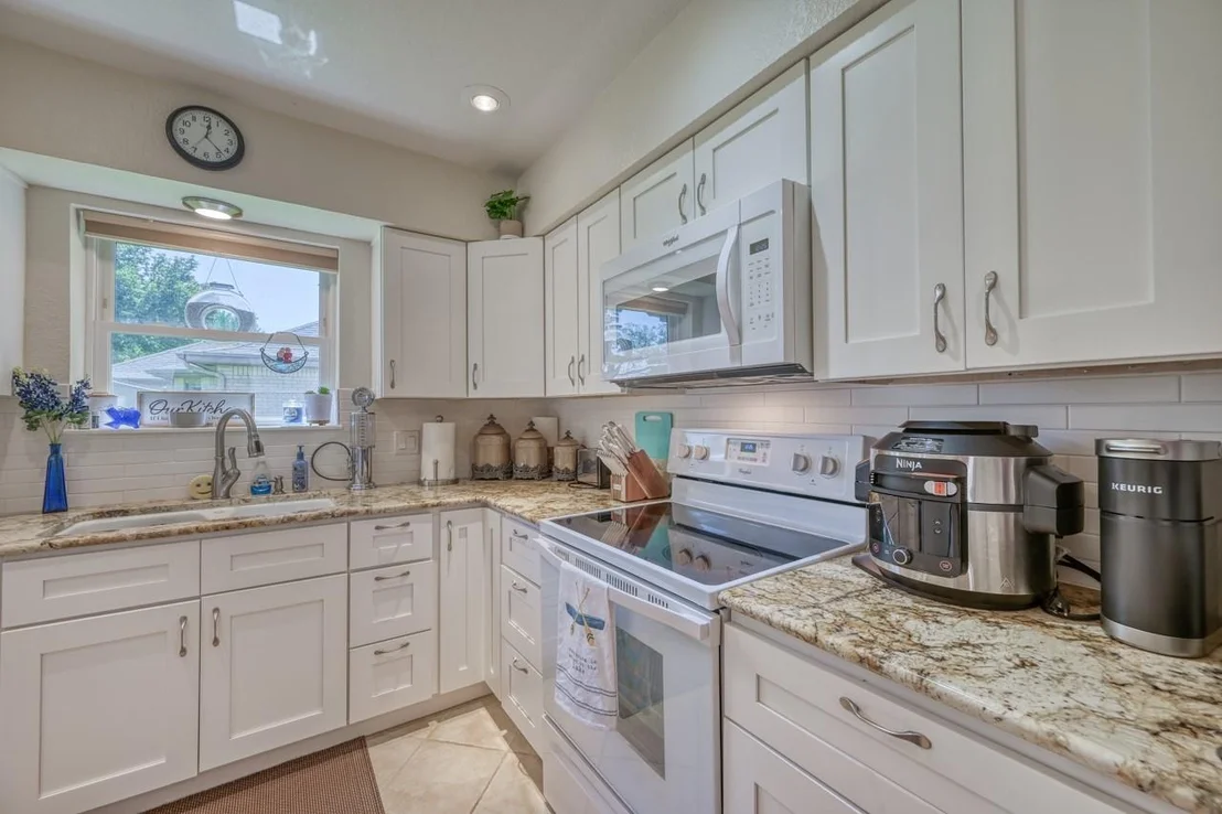 Photo of 507 N Beach DR