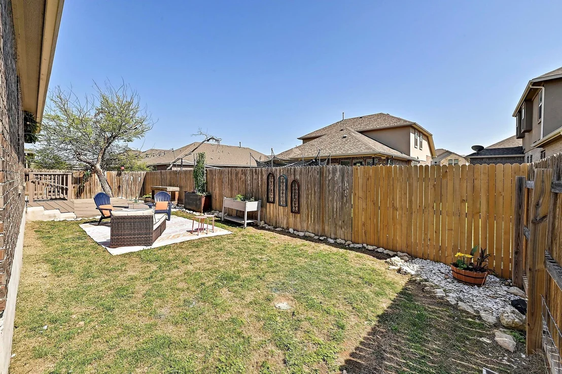 Photo of 2605 Etta May LN