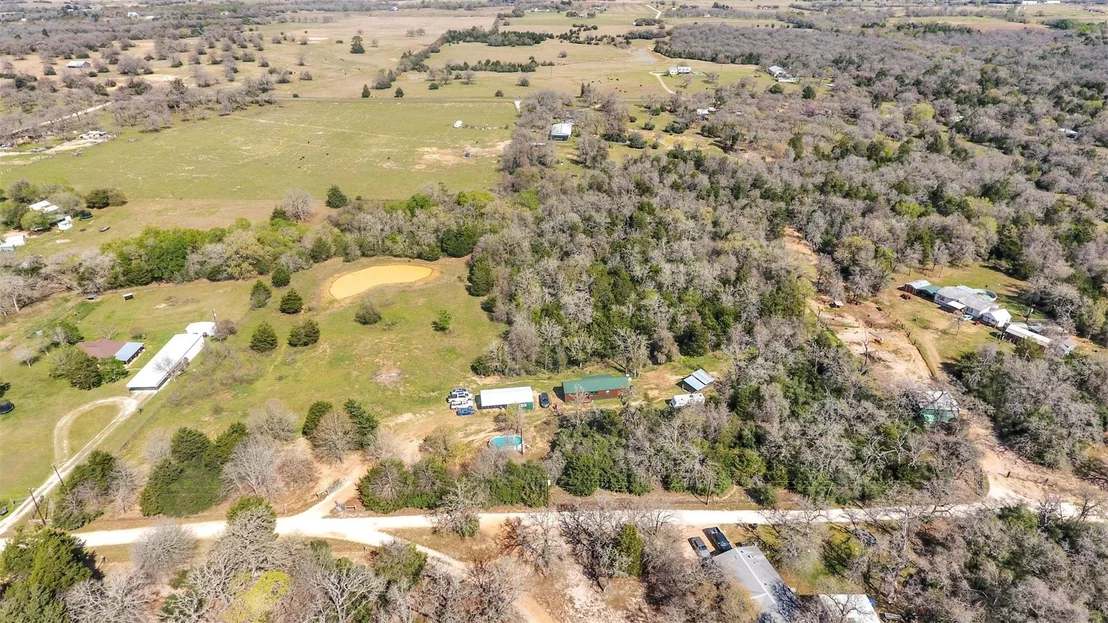 Photo of 1205 Private Road 7016 RD