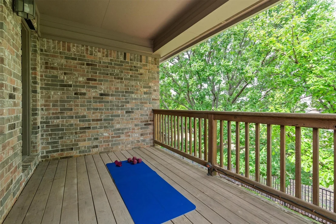 Photo of 1308 Hillridge DR