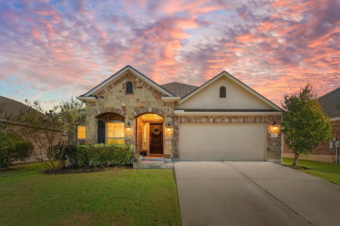 Photo of 1104 Arvada DR