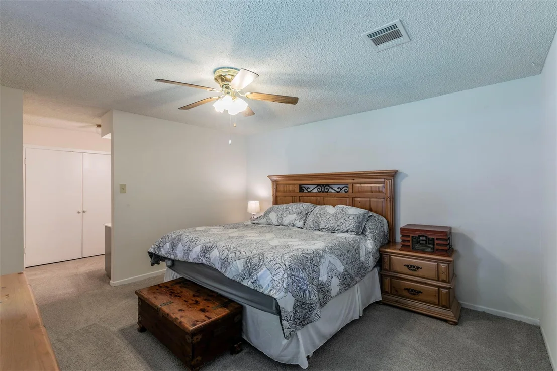 Photo of 605 Manning DR