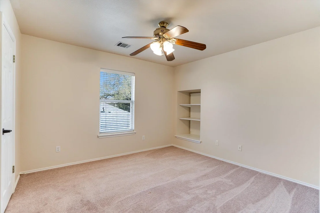 Photo of 2207 Clover Ridge DR