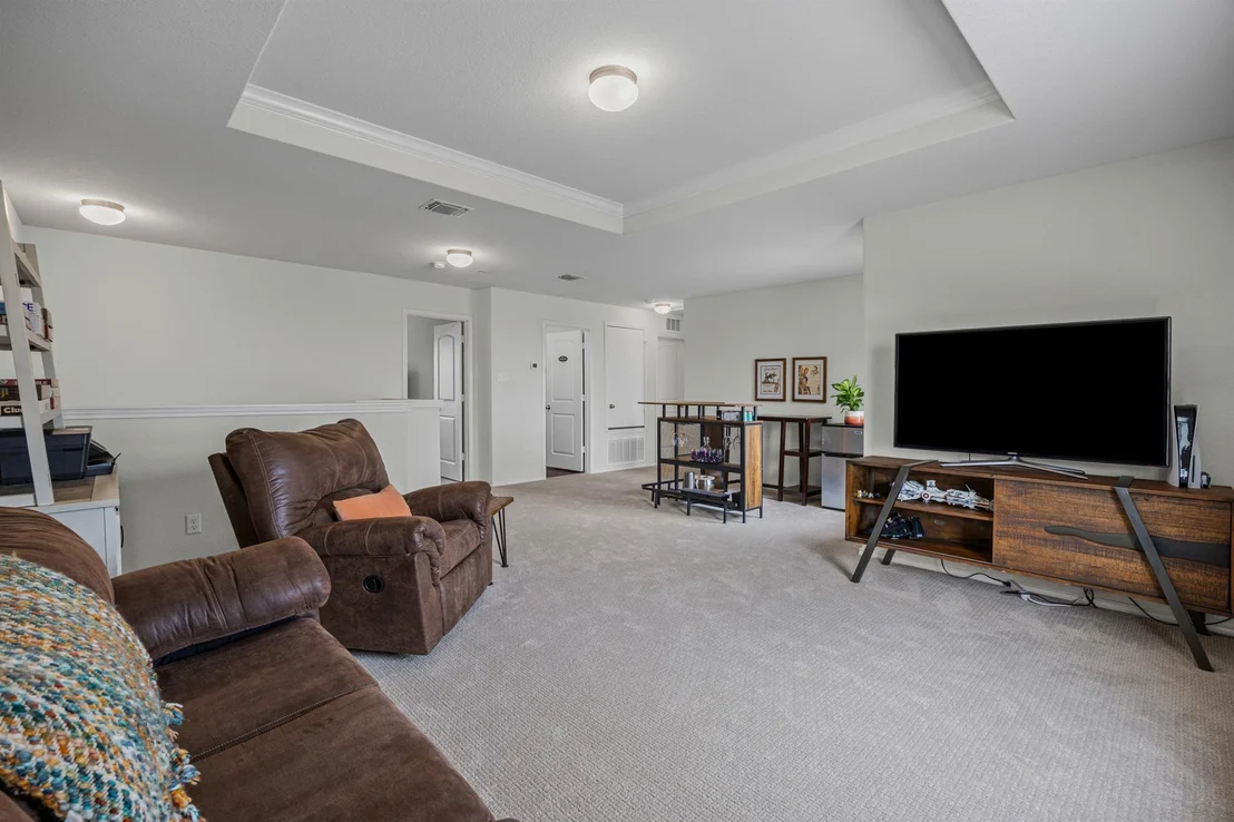Photo of 332 Bayberry CIR