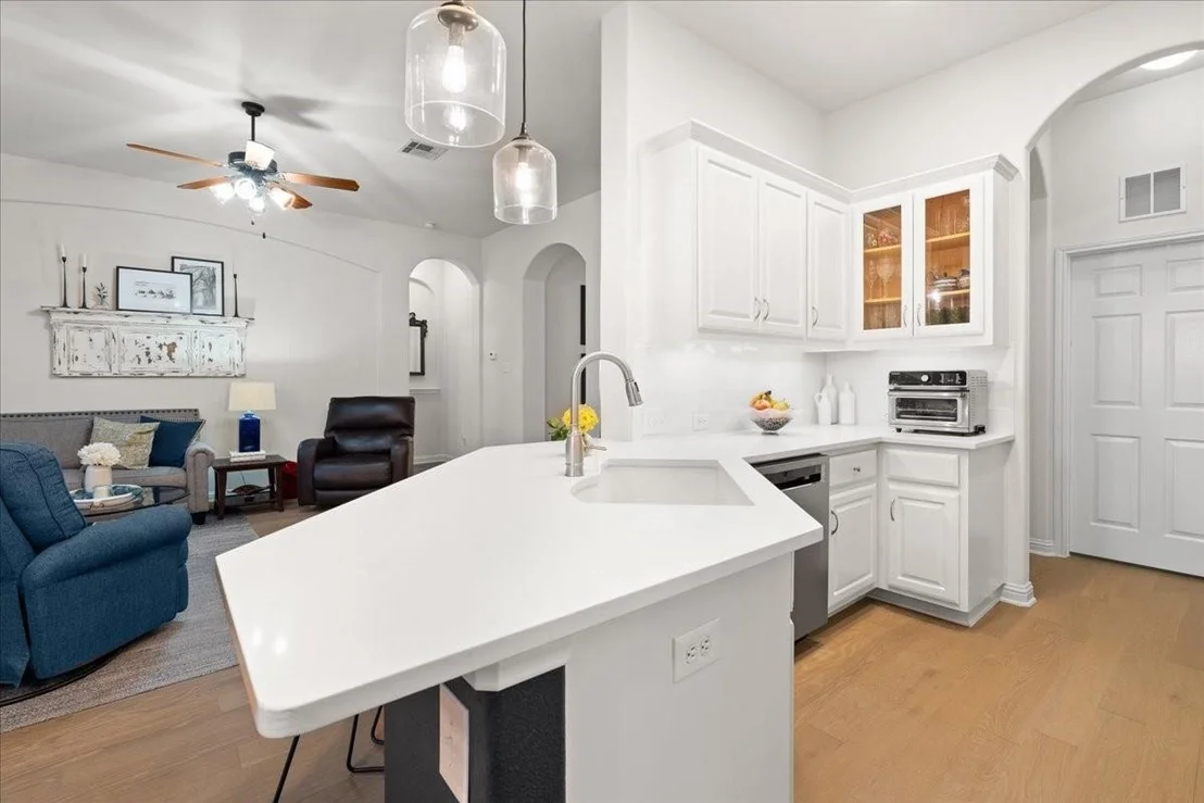 Photo of 843 Zappa DR