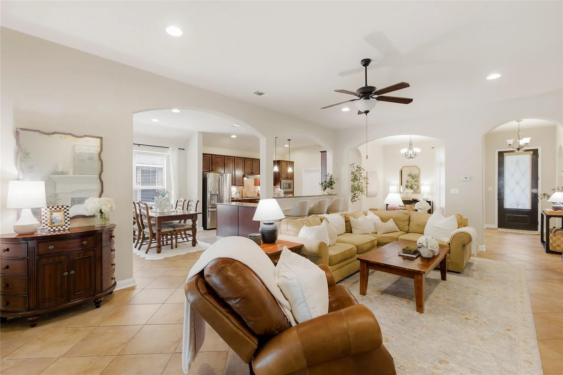 Photo of 214 Bellagio DR