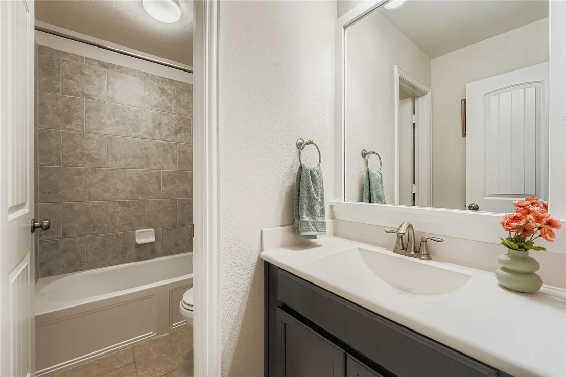 Photo of 409 Briar Park DR