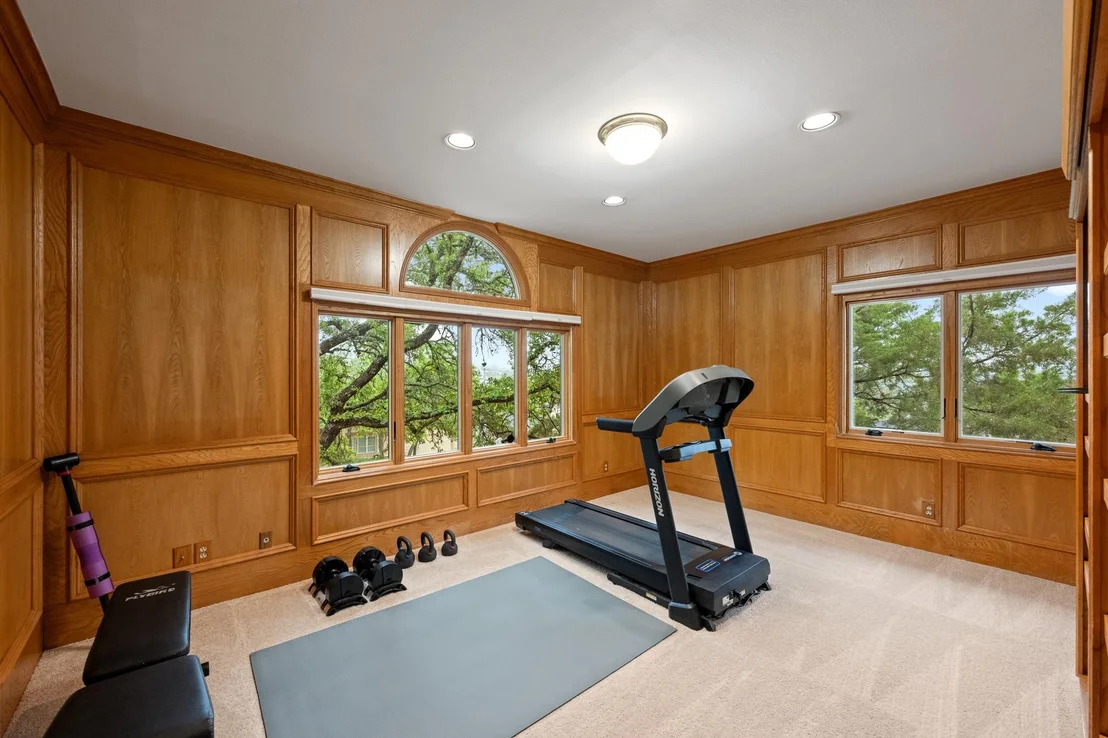 Photo of 5918 Mountain Villa DR