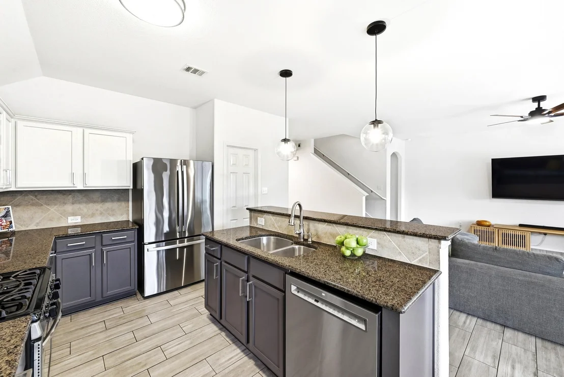 Photo of 184 Coral Stone TRL