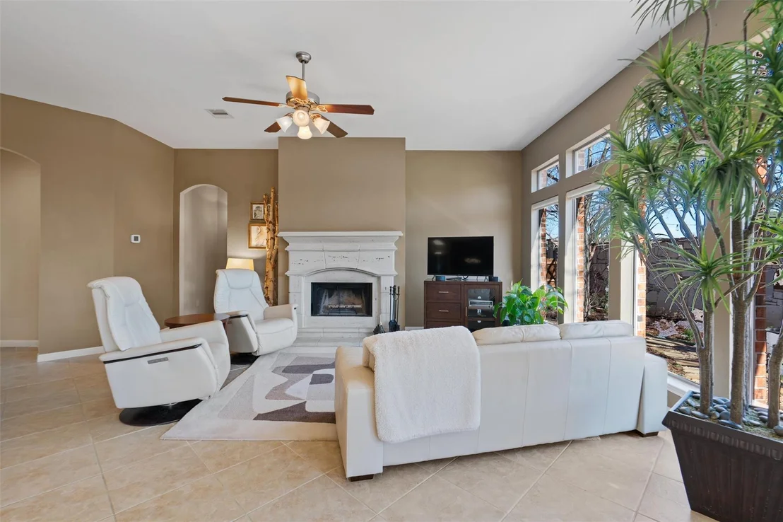 Photo of 2806 Prosperity