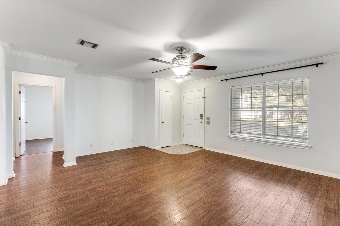 Photo of 272 Tobin DR