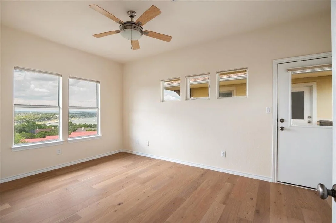 Photo of 500 Sinclair DR