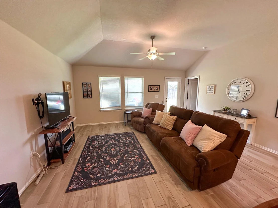 Photo of 120 Shagbark TRL