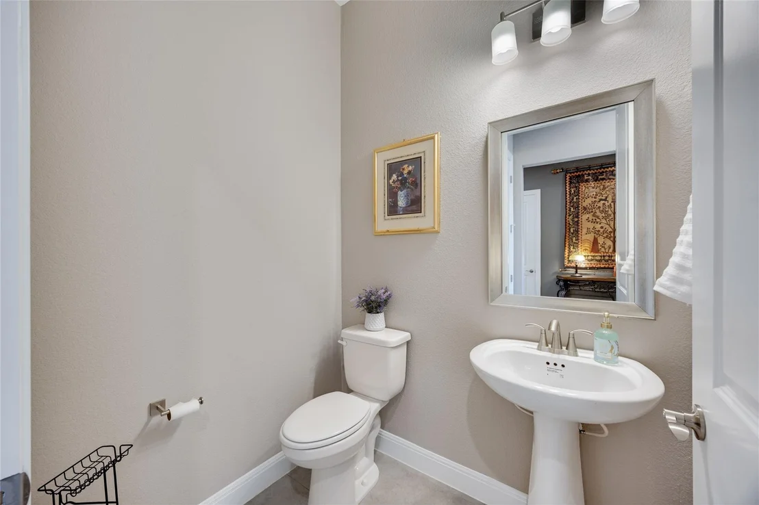 Photo of 102 Pointer LN