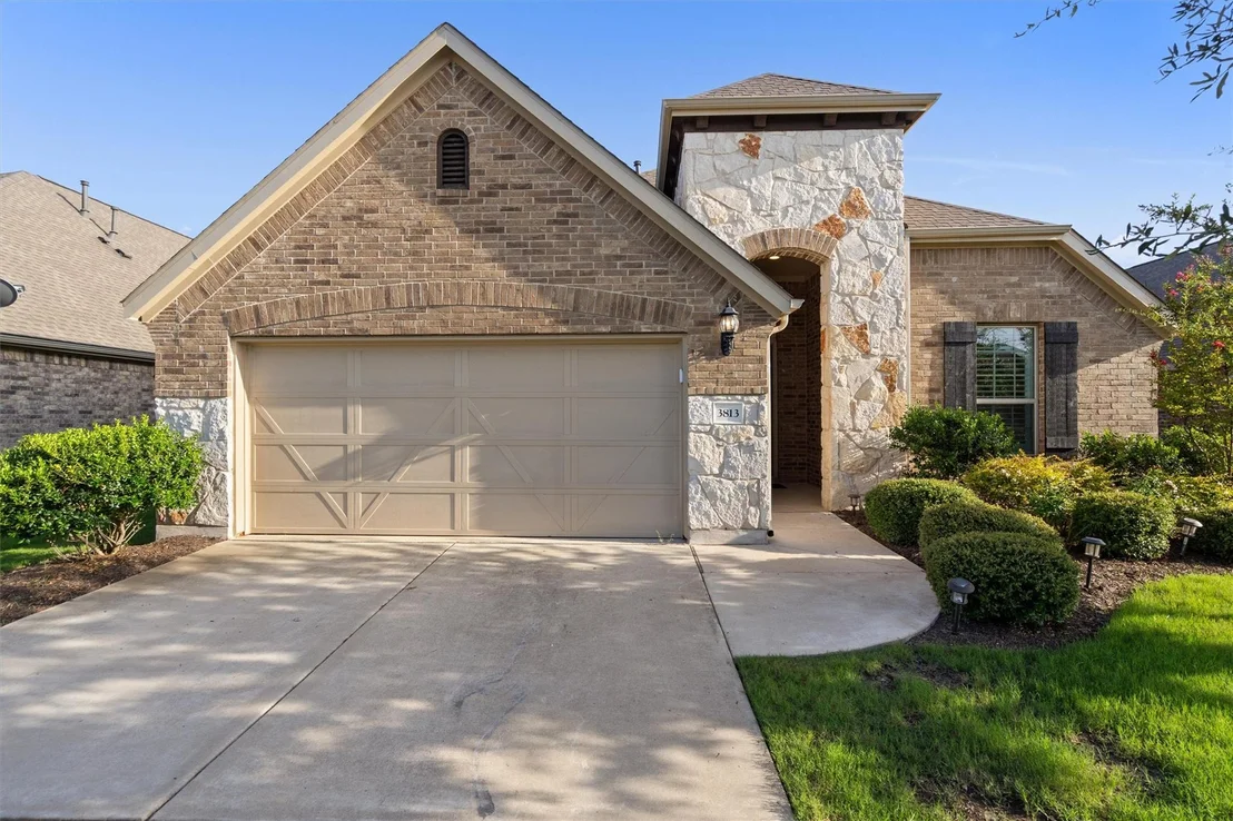 Photo of 3813 Eland DR