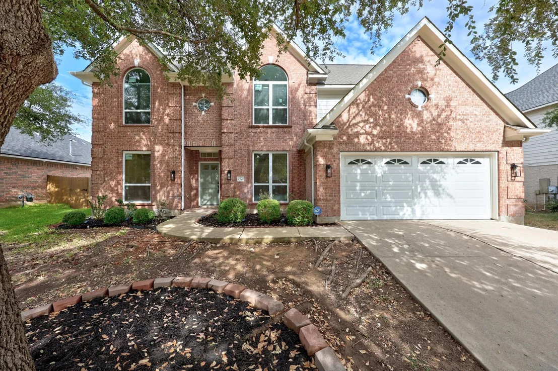 Photo of 1245 Lacey Oak LOOP